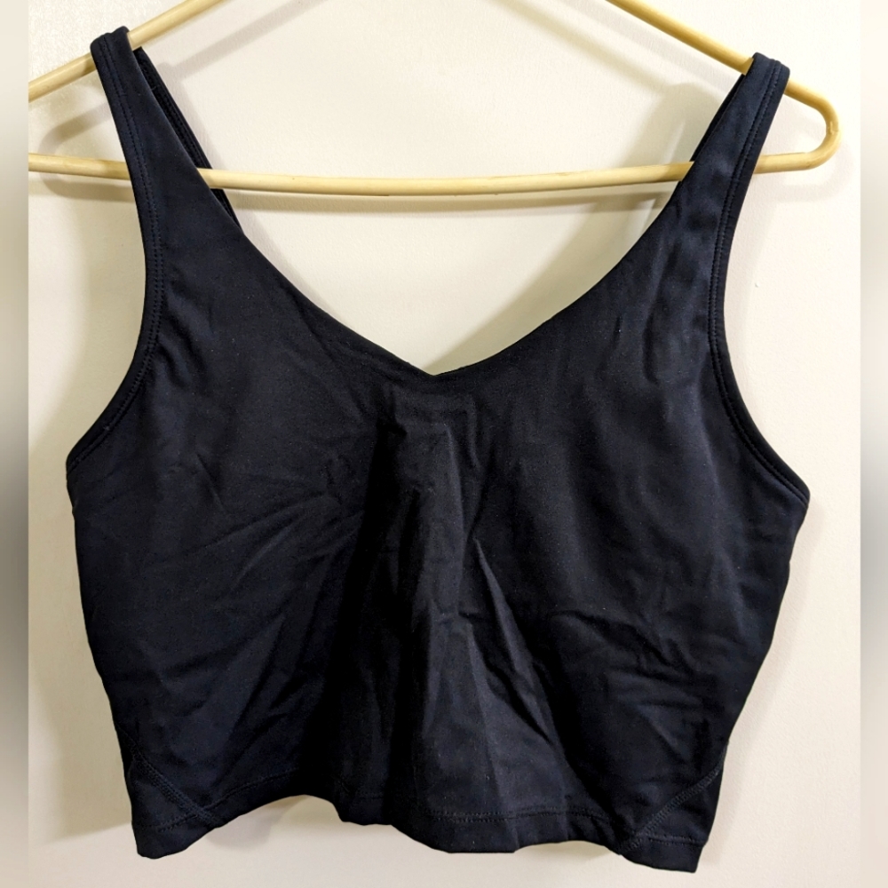 Black sports bra crop top
